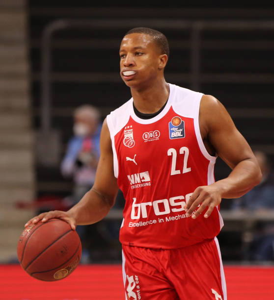 但年轻球员 但年轻球员