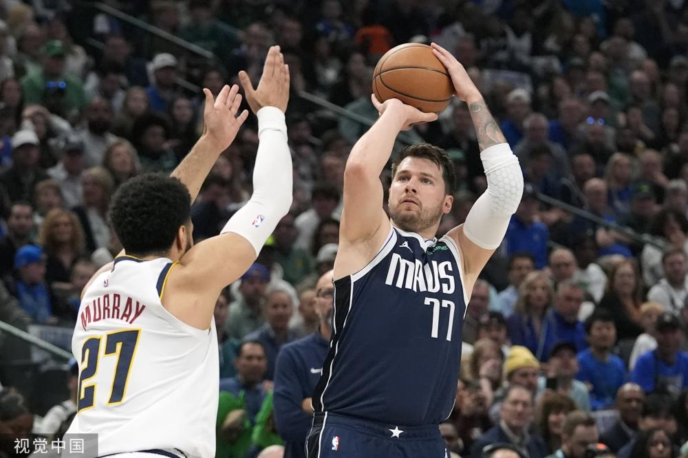 的故事与深 的故事与深