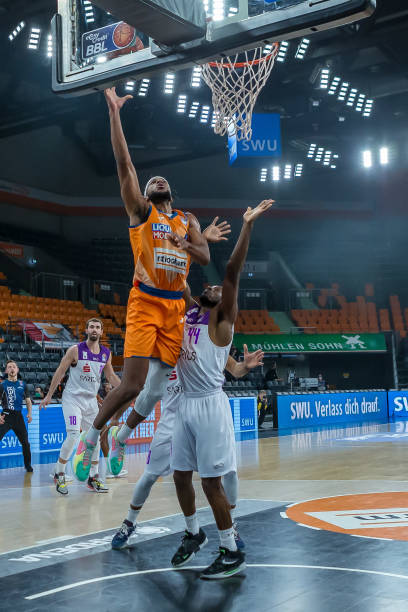 挥与实际付 挥与实际付